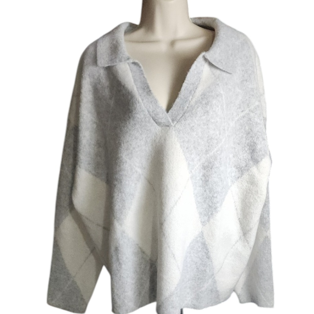 A New Day Womens Grey Cream Argyle Polo Collar V-Neck Sweater 1X NWT